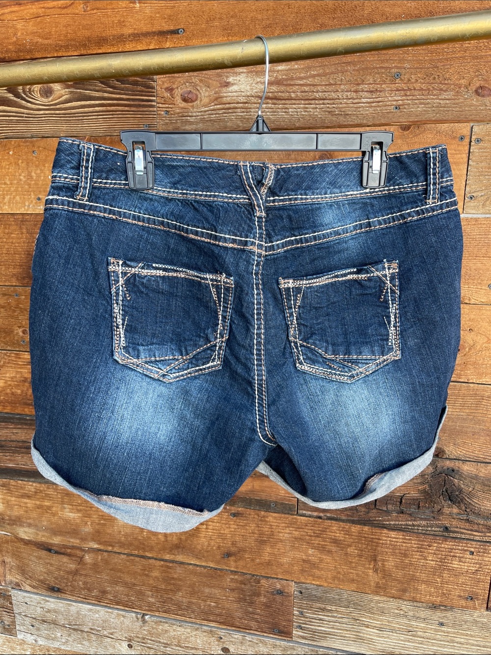 Maurices Dark Wash Denim Cuffed Shorts Women’s Size 14 Stretch Jean Shorts - Picture 2 of 6